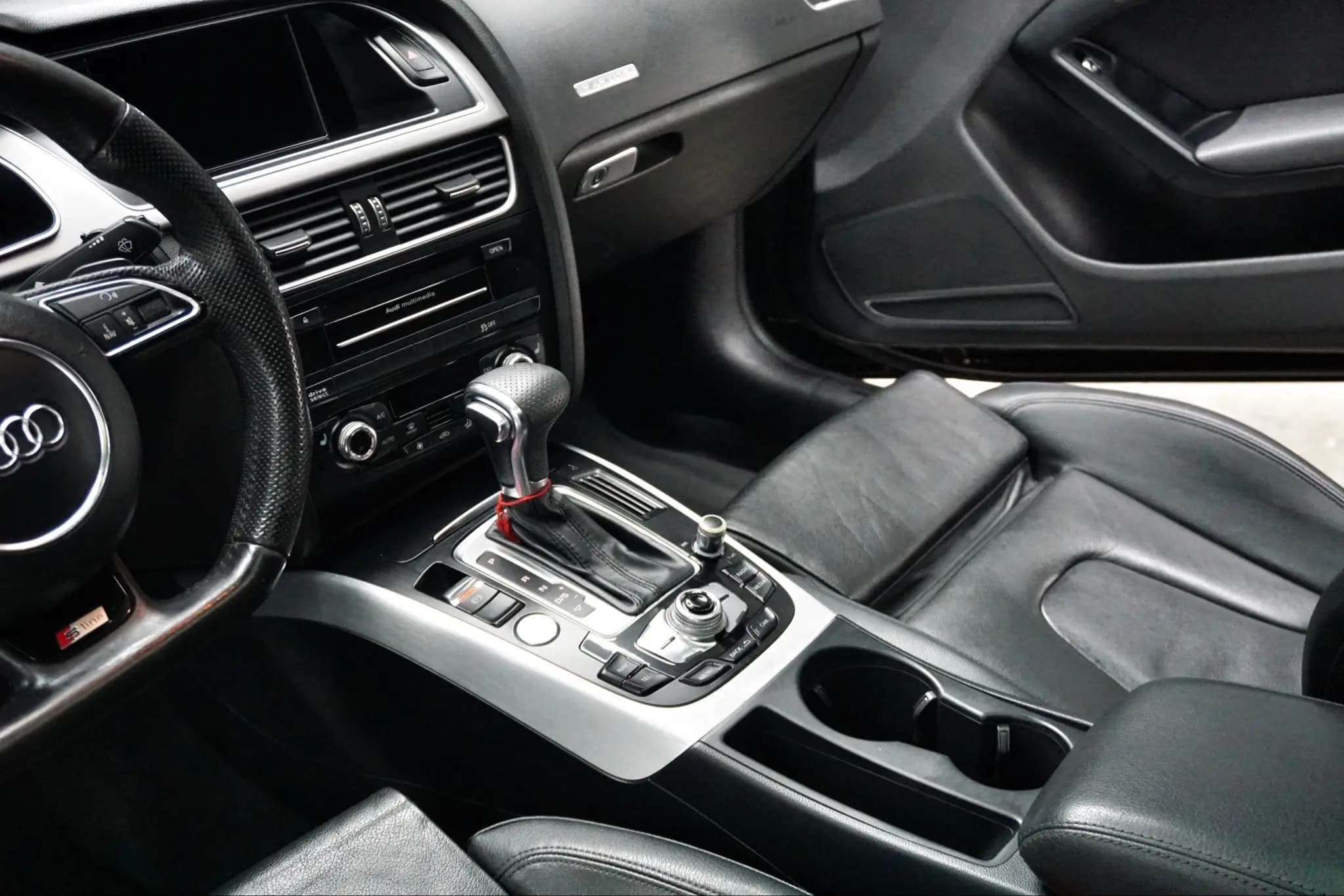 Освежаване на пластмасови елементи